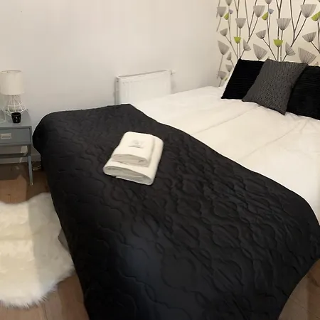 Good Place Apartment *